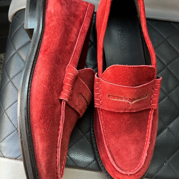 Steve Madden Vibrant Red Suede Loafers - Picture 5 of 9